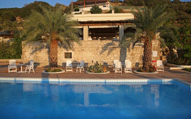 Elaia Villas