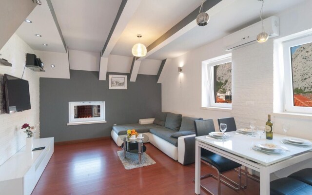 Amazing Home in Omis With Wifi and 1 Bedrooms