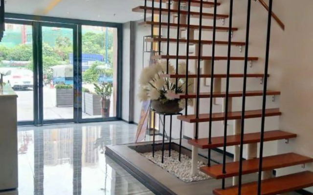 Orchid Hotel