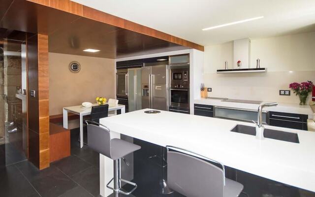 House - 3 Bedrooms - 107757