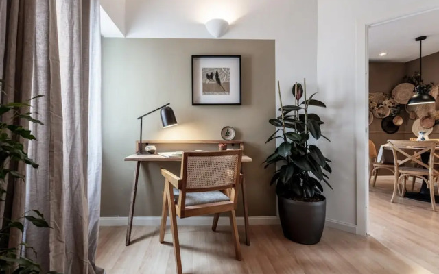 Triana - 1 Bedroom Apartment in Trafalgar