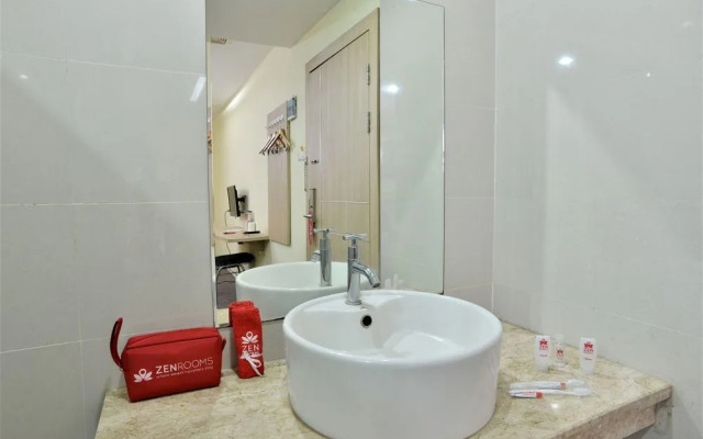 ZEN Rooms Batu Ceper Pecenongan