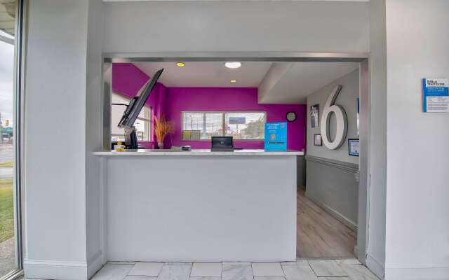 Motel 6 Tuscaloosa, AL – University