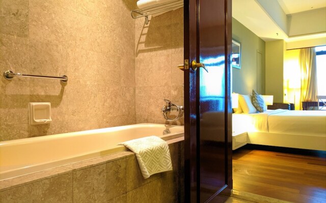 Raintree Service Suite At Times Square Kl