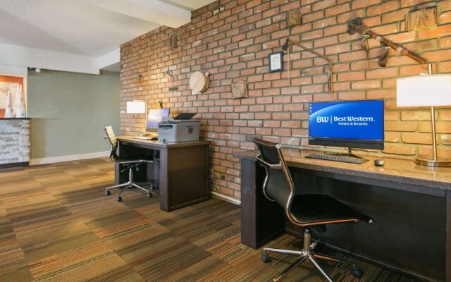 Best Western Pony Soldier Inn & Suites