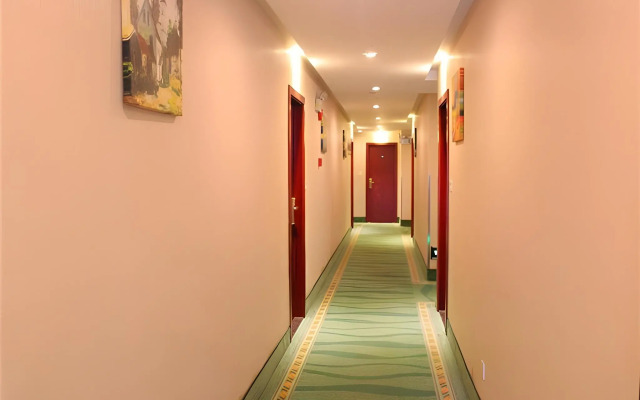 Greentree Inn Shanghai Caoan Road Textile Express Hotel