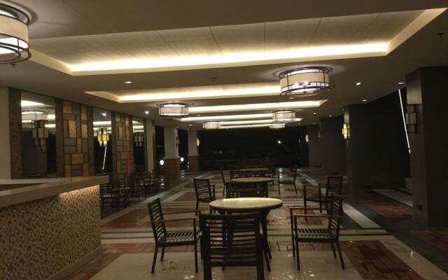 2 BR Condo at Sheridan Condominium