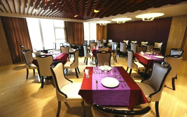 Chengdu Prostoy Hotel