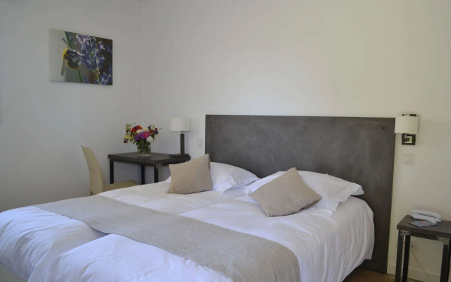 Gîtes LES Hauts DE Toulvern