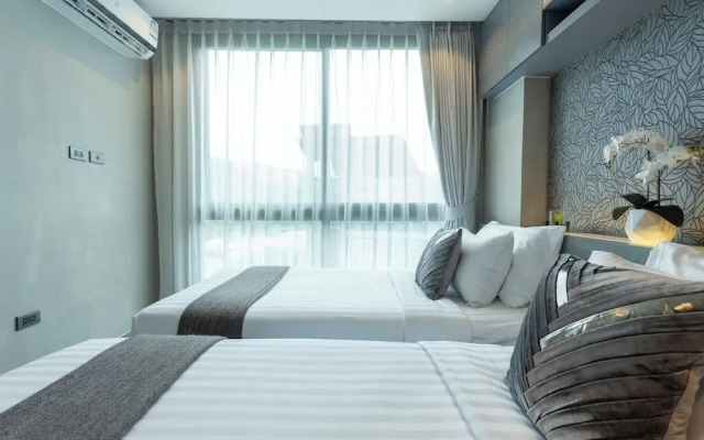 Nicest Condo in City gate Kamala  c118