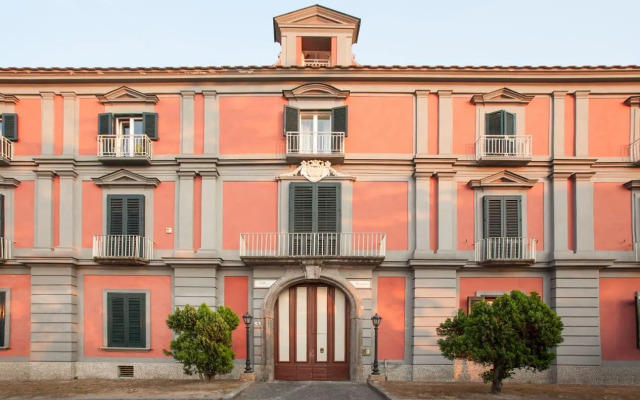 Palazzo Caracciolo