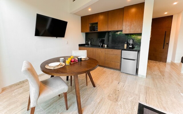 Warm Loft With Incredible Garden View 014 By Sandy Powerful