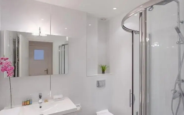 Modern Holiday Haven