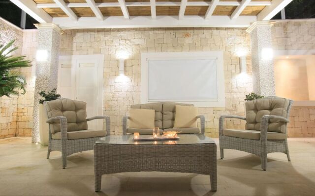 Villa Caraitria Lussuosa Villa con Piscina Privata