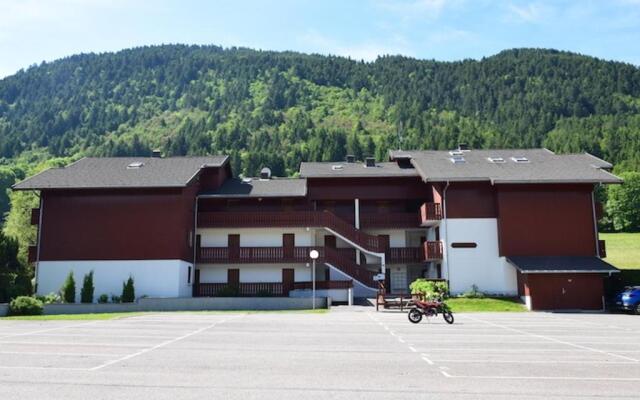 Appartement Bernex, 2 Pièces, 6 Personnes - Fr-1-498-25