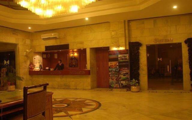 Hotel Classic Residency