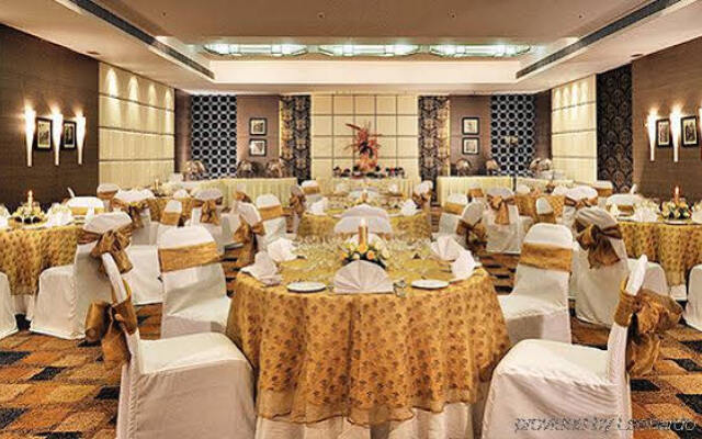 Goroomgo Amit Guest House Tagore Park