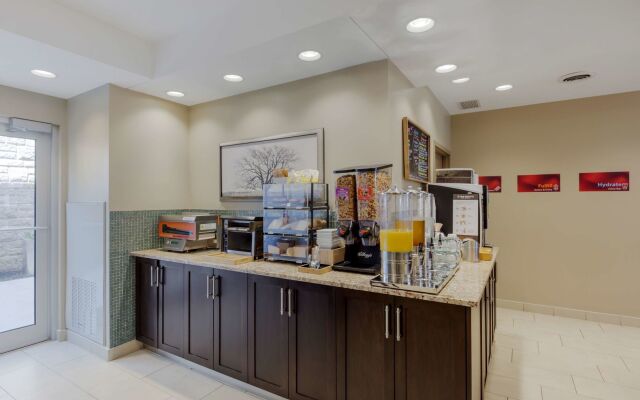 Best Western Plus Walkerton Hotel & Conference Centre