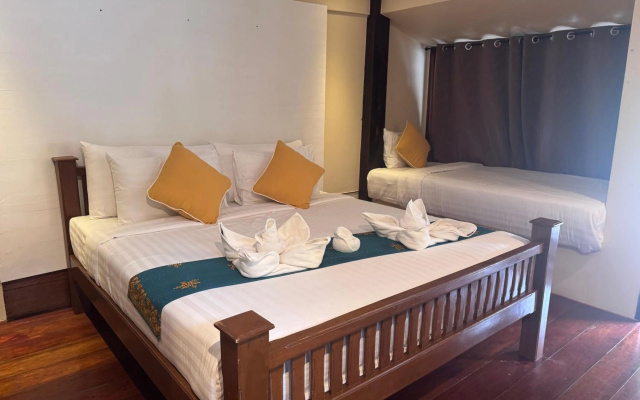 Chunut House Resort