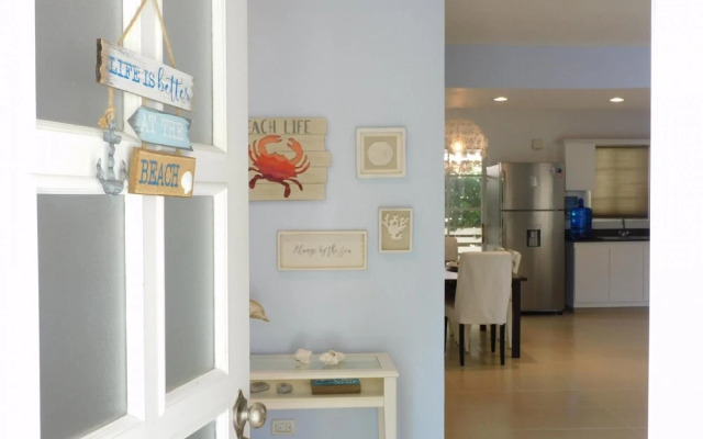 Villa Caracol Beach House on Playa Bavaro Punta