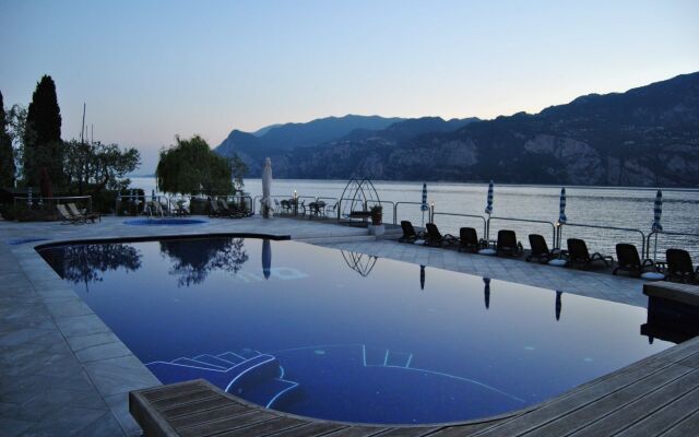 Hotel Sailing Center