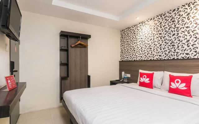 ZEN Rooms Kuta Sentral Parkir 2