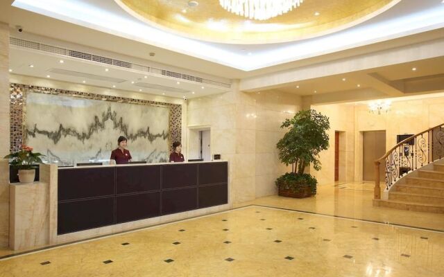 Spring Hotel - West Lake