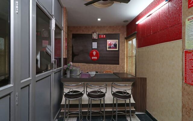 OYO 9307 Home Stay Hotel Nirmal Palace