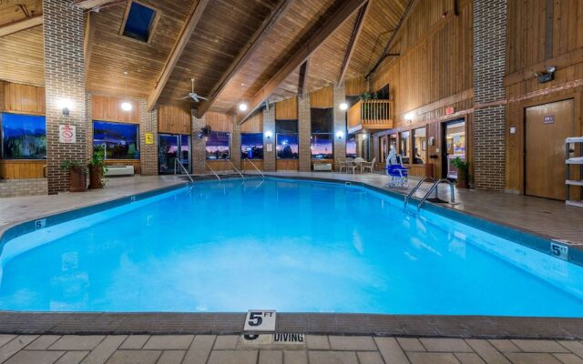 Baymont Inn & Suites Lancaster