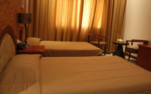 Riviera Hotel