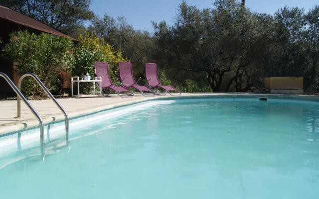 Holiday Home in Saint-antonin-du-var With Private Pool