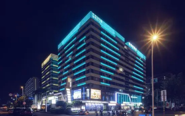 Weidike Hotel (West Coast Convention and Exhibition Center)