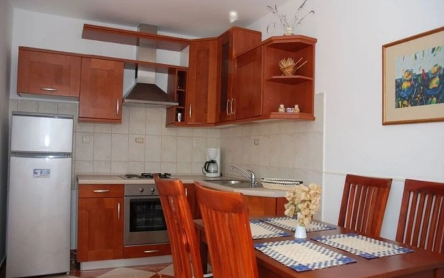 Pero - 50 m From sea - A1 Ljiljana