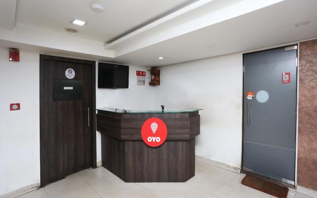 OYO 8433 Hotel