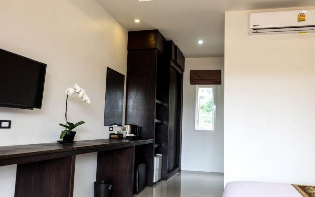 The Oasis Khaolak Resort
