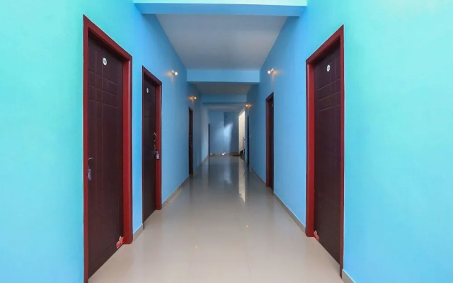 Lamiya Plaza by OYO Rooms