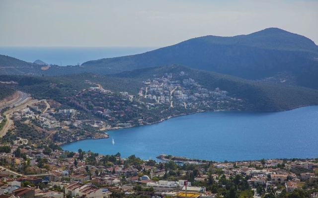 Villa Merak by Akdenizvillam