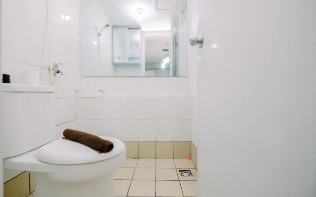 Comfy And Strategic 2Br Apartment At Bassura City