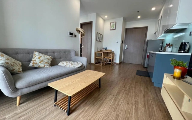 2 Bedrooms in luxury @Vinhomes Green Bay Ha Noi.