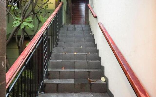 Rhiz Guest House Tebet