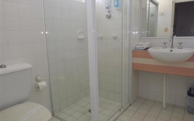 Golden Sands Motor Inn Forster