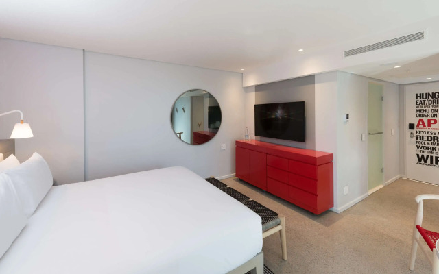 Radisson RED V&A Waterfront, Cape Town