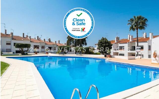 241 Oliveiras Terraces