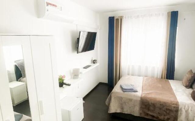 Tau Design Hotel