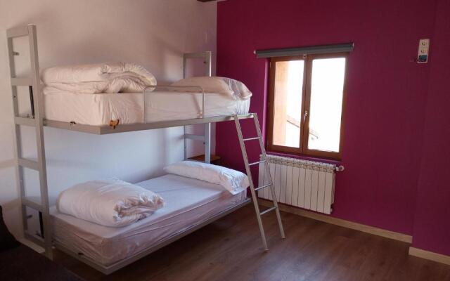 Albergue Fresno de Cantespino - La Tormenta