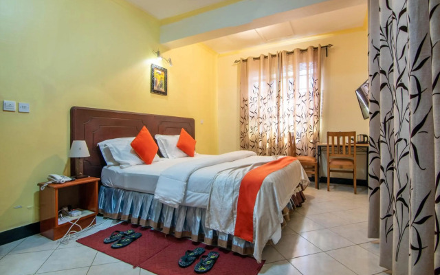 Crest Safari Lodge