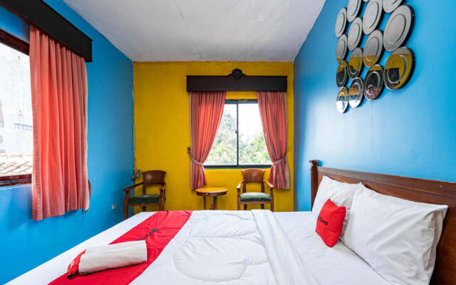 RedDoorz near Istana Bogor