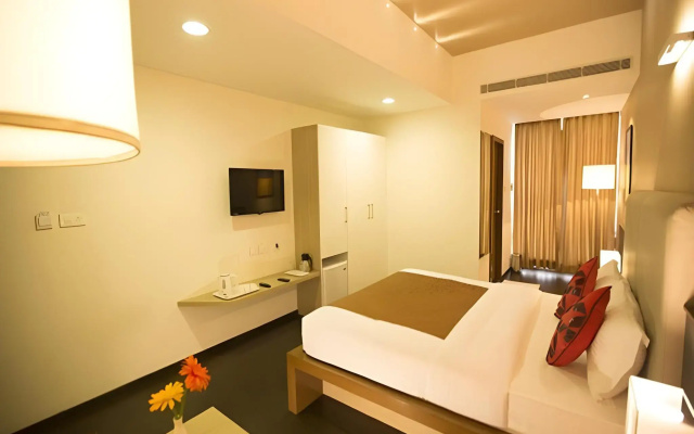 Vinaya Royal Inn