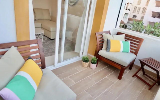 New Skandinavian penthouse-5min to beach