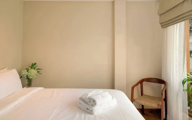 Colombo Villa Collection